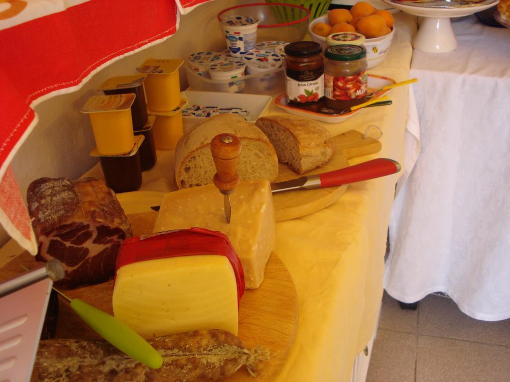 Bed and Breakfast Da Giuse Trebiano Zewnętrze zdjęcie